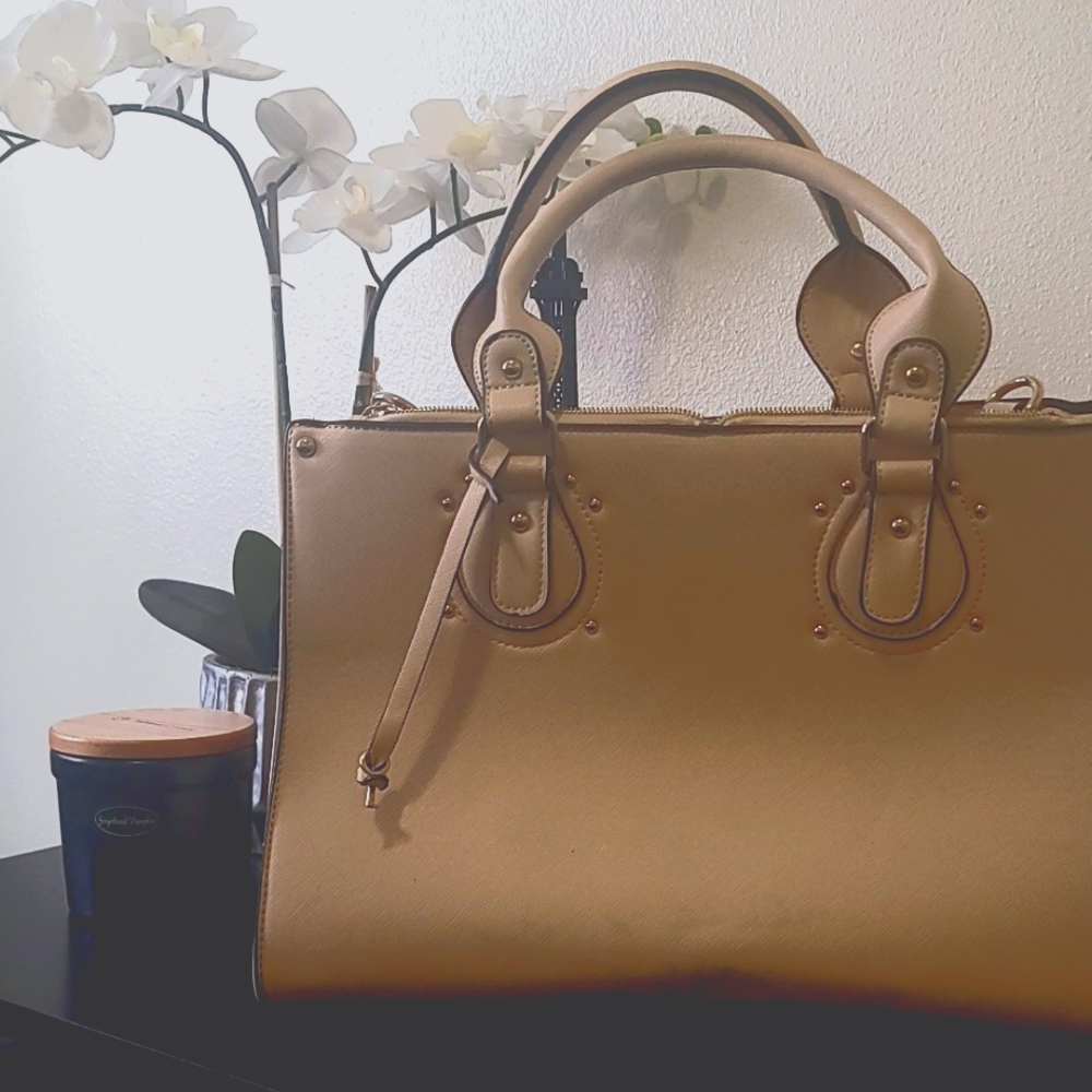 Brief case style purse
